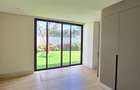 5 Bed Townhouse with En Suite in Kyuna - 5