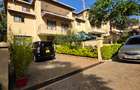 5 Bed Townhouse with En Suite at Lavington Green. - 4