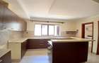 5 Bed Townhouse with En Suite at Lavington - 6