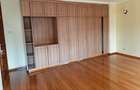 5 Bed Townhouse with En Suite at Lavington - 10