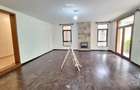5 Bed Townhouse with En Suite at Lavington Green - 18