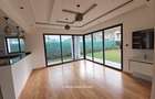 5 Bed House with En Suite in Thika Road - 5