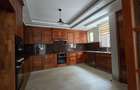 5 Bed House with En Suite in Lavington - 7