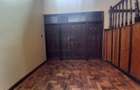 6 Bed House with En Suite in Runda - 9