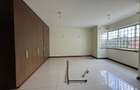 3 Bed Apartment with En Suite in Rhapta Road - 20