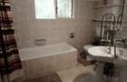 Serviced 1 Bed Apartment with En Suite at United Nations Crescent - 10