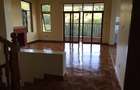 7 Bed House with En Suite in Redhill - 14