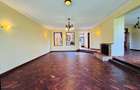 4 Bed House with En Suite in Runda - 3