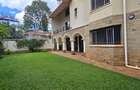 5 Bed Townhouse with En Suite at Lavington Off Convent Drive - 2