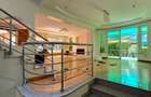 4 Bed Townhouse with En Suite in Riverside - 19