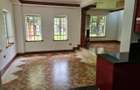 5 Bed House with En Suite at Off Glory Rd - 6