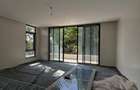 5 Bed Townhouse with En Suite in Lavington - 6
