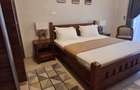 Serviced 2 Bed Apartment with En Suite at Tudor - 7