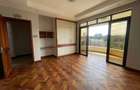 4 Bed Apartment with En Suite in Riverside - 6