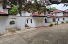 4 Bed Townhouse with En Suite at Riverside Drive - 5