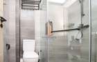 1 Bed Apartment with En Suite at Hatheru Road - 12