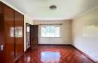 4 Bed Townhouse with En Suite in Lavington - 8