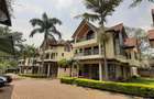 5 Bed Townhouse with En Suite in Lavington - 6
