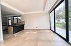 4 Bed House with En Suite in Lavington - 2