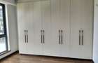 5 Bed Apartment with En Suite in Spring Valley - 6