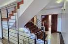 5 Bed Townhouse with En Suite in Kitisuru - 9