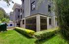 5 Bed Townhouse with En Suite at Off Convent Drive - 4
