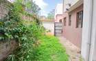 5 Bed Townhouse with En Suite at Lavington - 17