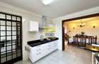 3 Bed Apartment with En Suite in Parklands - 8