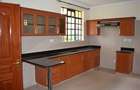 4 Bed Townhouse with En Suite in Lavington - 14