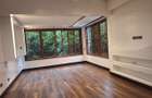 6 Bed House with En Suite in Kyuna - 17