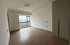 3 Bed Apartment with En Suite at Riverside - 3