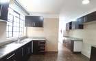 4 Bed Townhouse with En Suite at Lavington - 7