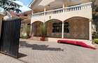 5 Bed House with En Suite in Lavington - 5