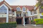 5 Bed Townhouse with En Suite at Off Convent Drive - 5