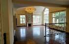 7 Bed House with En Suite in Runda - 4