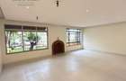 5 Bed House with En Suite at Westlands - 10