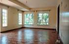 5 Bed Townhouse with Garden in Lavington - 12