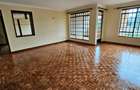 3 Bed Apartment with En Suite at Lavington - 19