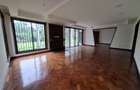 6 Bed Townhouse with En Suite in Lavington - 7
