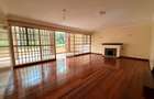 4 Bed Apartment with En Suite in Riverside - 6