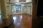 5 Bed House with En Suite in Runda - 13