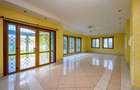 6 Bed Villa with En Suite in Kizingo - 4