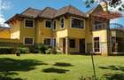 5 Bed House with En Suite at Mimosa Road - 2