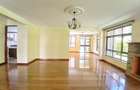 5 Bed Townhouse with En Suite at Lavington Green - 9