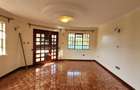 4 Bed Townhouse with En Suite in Lavington - 10