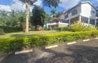 4 Bed House with En Suite in Gigiri - 1