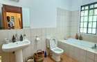 4 Bed House with En Suite in Loresho - 12