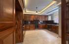 5 Bed Townhouse with En Suite in Lavington - 6
