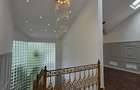 5 Bed House with En Suite in Runda - 9