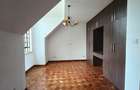 4 Bed Townhouse with En Suite at Lavington - 19